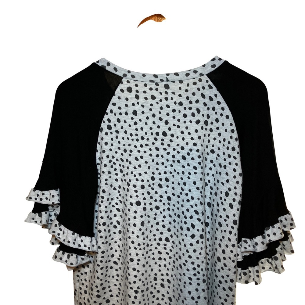 Lilypad Size L Women Gray Black Polka Dot Ruffle Sleeve Raglan Top - Picture 6 of 8